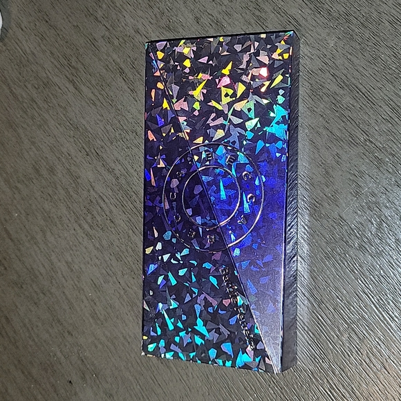 DISCONTINUED. Becca X Barbie Ferreira "Prismatica" Face Palette - Picture 4 of 4